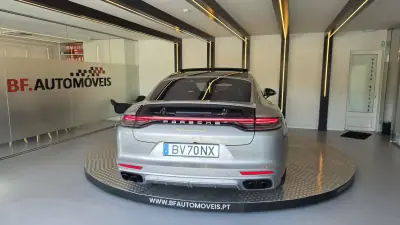 Porsche Panamera 2023 - 97500 EUR, 25369 km - AUTO.MOTO.pt - 25369km - foto 15 de 53