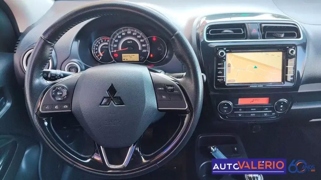 Mitsubishi Space Star 2019 - 10950 EUR, 89752 km - 89752km - foto 12 de 30