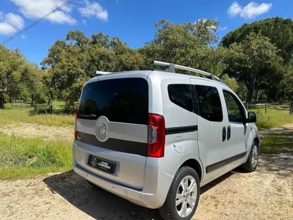 Fiat Qubo 2014 - 5700 EUR, 215000 km - AUTO.MOTO.pt - 215000km - foto 3 de 8