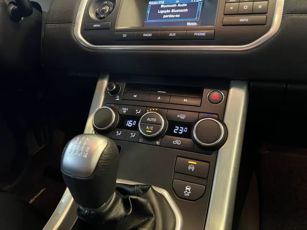 Land Rover Range Rover Evoque 2012 - 17990 EUR, 235000 km - 235000km - foto 36 de 51