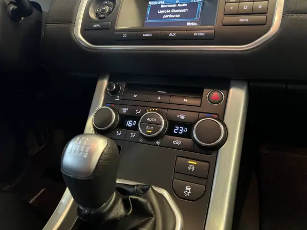 Land Rover Range Rover Evoque 2012 - 17990 EUR, 235000 km - AUTO.MOTO.pt - 235000km - foto 36 de 51