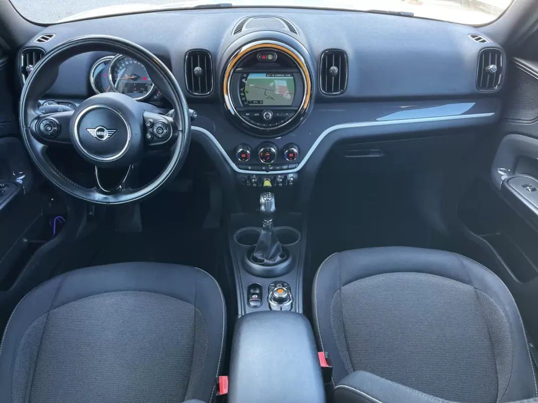 MINI Countryman 2018 - 21490 EUR, 108620 km - AUTO.MOTO.pt - 108620km - foto 9 de 22