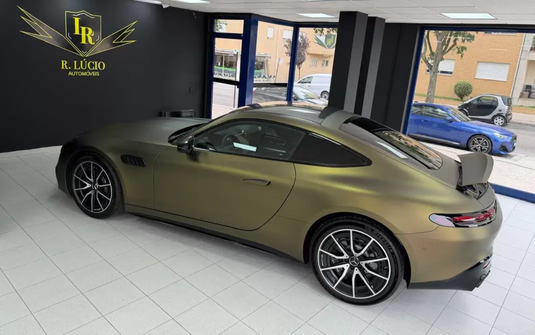 Mercedes-Benz AMG GT 2025 - 145000 EUR, 8890 km - 8890km - foto 22 de 40