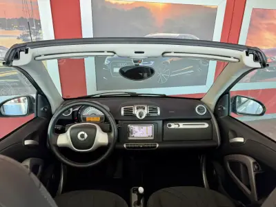 Smart Fortwo Cabrio 2012 - 8990 EUR, 101606 km - AUTO.MOTO.pt - 101606km - foto 19 de 19