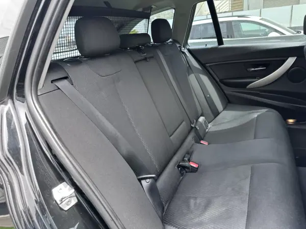 BMW 316 2015 - 12900 EUR, 260000 km - AUTO.MOTO.pt - 260000km - foto 42 de 45
