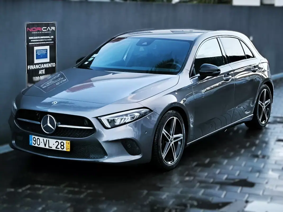 Mercedes-Benz A 180 2018 - 20950 EUR, 0 km - AUTO.MOTO.pt - foto 1 de 31