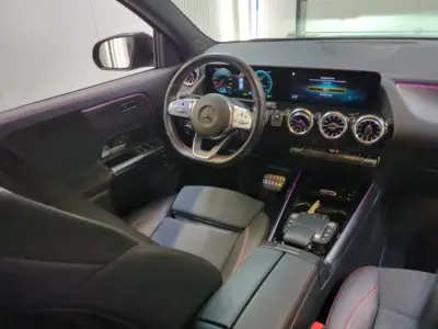 Mercedes-Benz EQA 2021 — foto 5 de 10