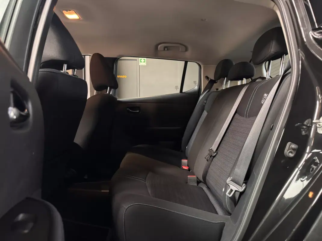 Nissan Leaf 2022 - 15990 EUR, 95500 km - AUTO.MOTO.pt - 95500km - foto 28 de 32