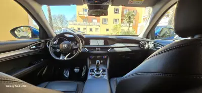 Alfa Romeo Stelvio 2022 - 39480 EUR, 60000 km - AUTO.MOTO.pt - 60000km - foto 16 de 17