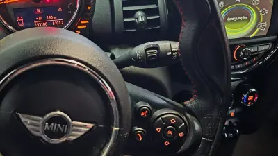 MINI One 2016 - 11850 EUR, 153106 km - AUTO.MOTO.pt - 153106km - foto 23 de 51