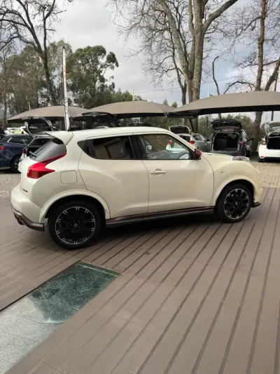 Nissan Juke 2014 - 16700 EUR, 114700 km - AUTO.MOTO.pt - 114700km - foto 2 de 13