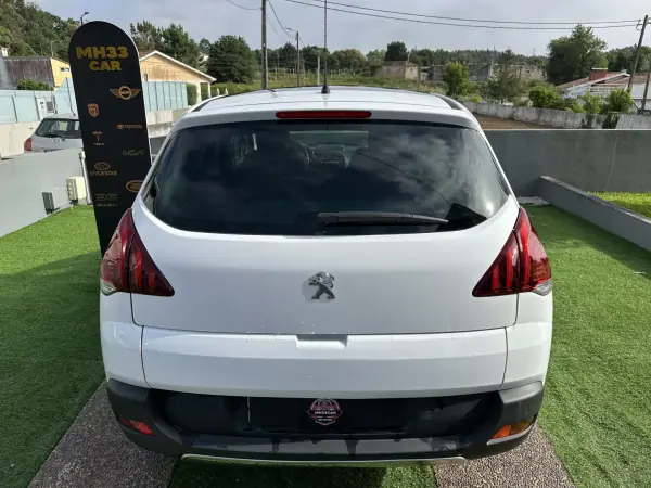 Peugeot 3008 2014 - 8400 EUR, 220000 km - AUTO.MOTO.pt - 220000km - foto 13 de 62