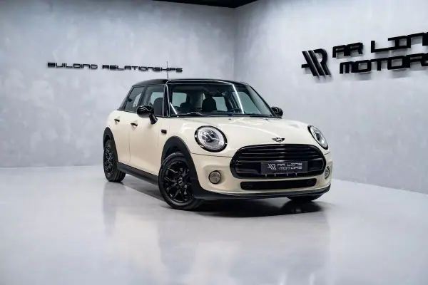 MINI 5 Portas 2017 - 14950 EUR, 89000 km - AUTO.MOTO.pt - 89000km - foto 3 de 36