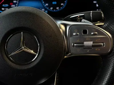 Mercedes-Benz EQC 2023 - 44990 EUR, 60200 km - AUTO.MOTO.pt - 60200km - foto 25 de 36