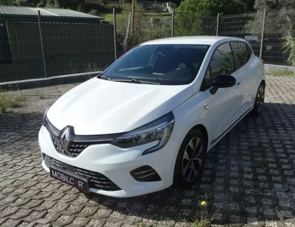 Renault Clio 2021 - 15200 EUR, 72469 km - AUTO.MOTO.pt - 72469km - foto 18 de 24