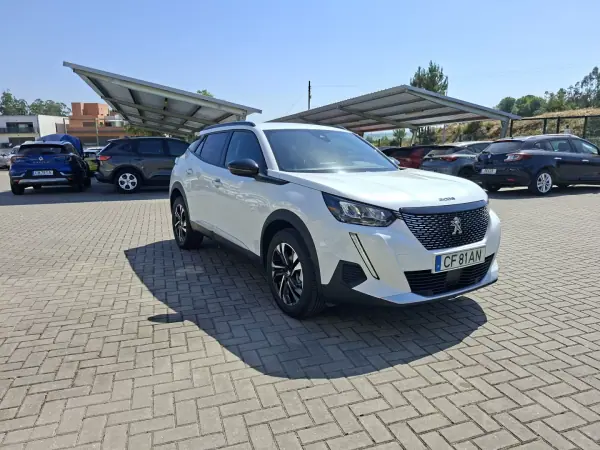 Peugeot 2008 2022 - 16750 EUR, 42500 km - AUTO.MOTO.pt - 42500km - foto 4 de 28