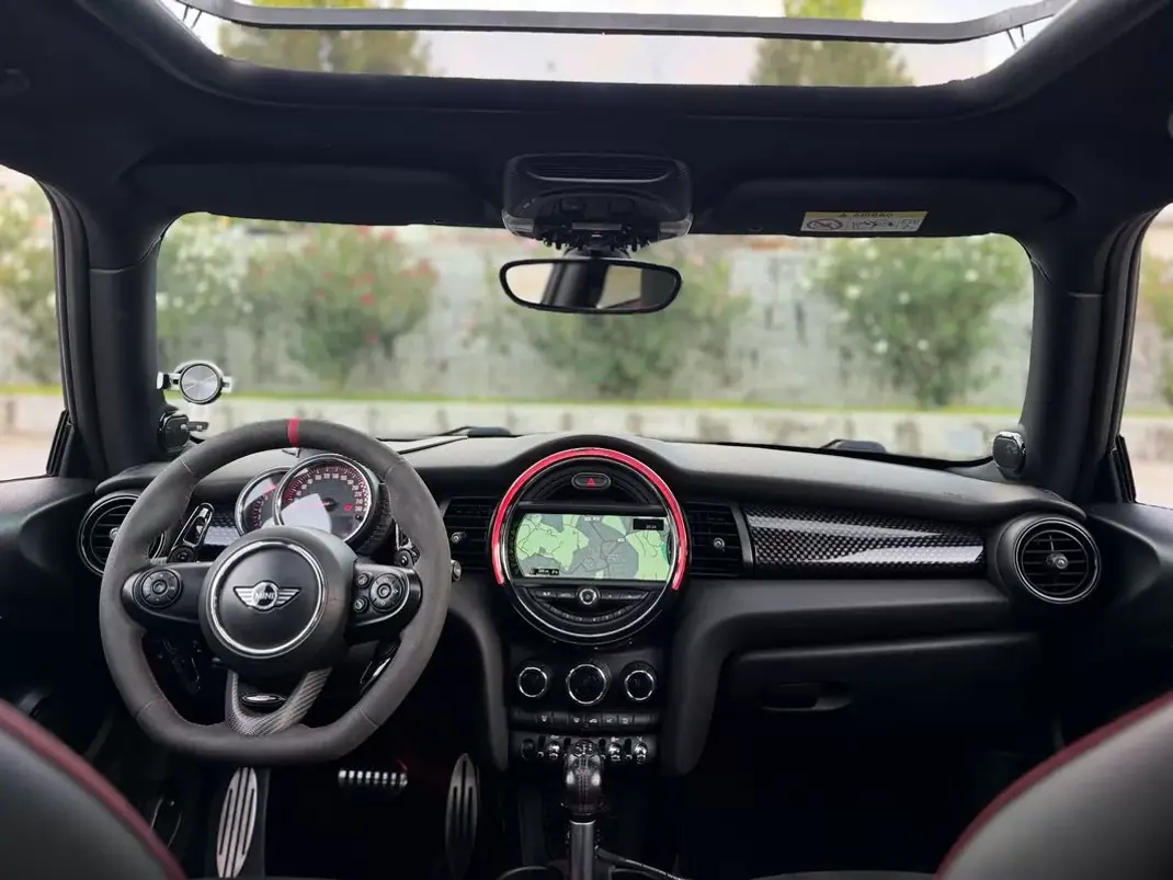 MINI 3 Portas 2016 - 23450 EUR, 162221 km - 162221km - foto 4 de 18