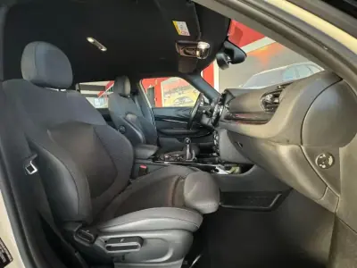 MINI Clubman 2017 - 18500 EUR, 116356 km - AUTO.MOTO.pt - 116356km - foto 9 de 17