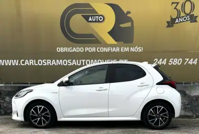 Toyota Yaris 2021 - 21400 EUR, 91340 km - AUTO.MOTO.pt - 91340km - foto 6 de 12
