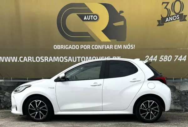 Toyota Yaris 2021 - 21400 EUR, 91340 km - AUTO.MOTO.pt - 91340km - foto 6 de 12