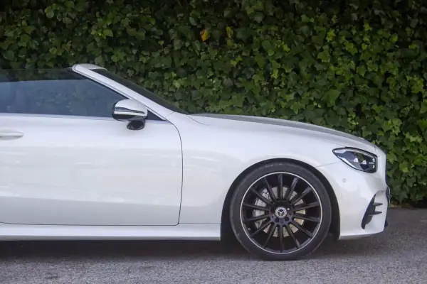 Mercedes-Benz E 220 2021 - 49900 EUR, 48200 km - AUTO.MOTO.pt - 48200km - foto 6 de 22