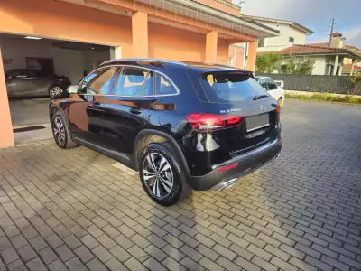 Mercedes-Benz GLA 200 2020 - 31990 EUR, 157000 km - AUTO.MOTO.pt - 157000km - foto 6 de 12