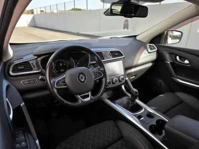 Renault Kadjar 2019 - 14750 EUR, 94500 km - 94500km - foto 7 de 30