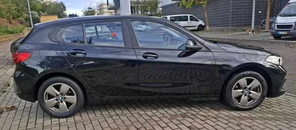 BMW 116 2021 - 18000 EUR, 129000 km - AUTO.MOTO.pt - 129000km - foto 8 de 24