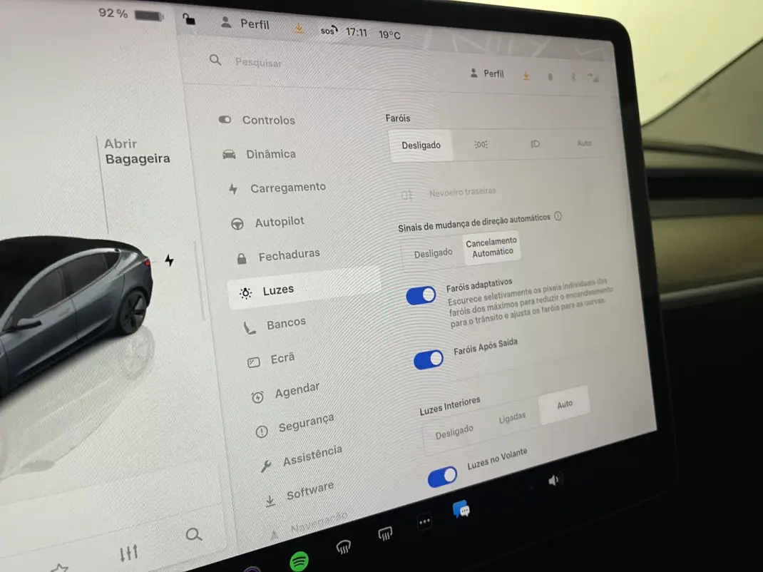 Tesla Model 3 2022 - 29500 EUR, 56000 km - AUTO.MOTO.pt - 56000km - foto 29 de 42