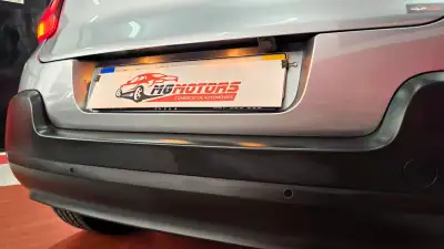 Citroën C3 2019 - 12750 EUR, 56334 km - AUTO.MOTO.pt - 56334km - foto 8 de 75