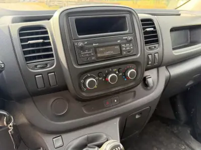Renault Trafic 2021 - 18500 EUR, 32000 km - AUTO.MOTO.pt - 32000km - foto 12 de 12