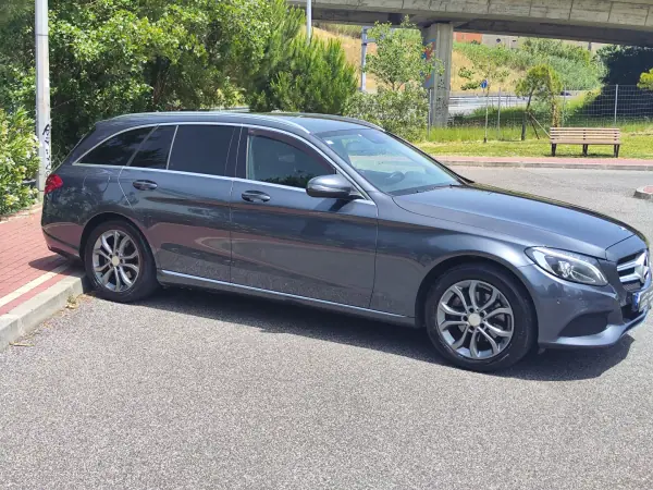 Mercedes-Benz C 200 2015 - 12480 EUR, 333200 km - AUTO.MOTO.pt - 333200km - foto 5 de 32