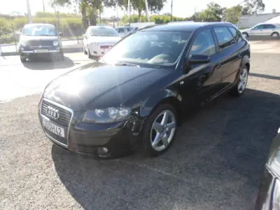 Audi A3 Sportback 2007 - 8900 EUR, 280183 km - AUTO.MOTO.pt - 280183km - foto 3 de 12