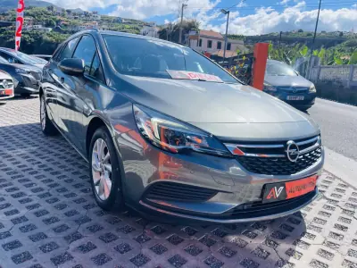 Opel Astra Caravan 2019 - 67783km