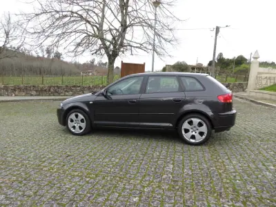Audi A3 Sportback 2006 - 7490 EUR, 285 km - AUTO.MOTO.pt - 285km - foto 5 de 30