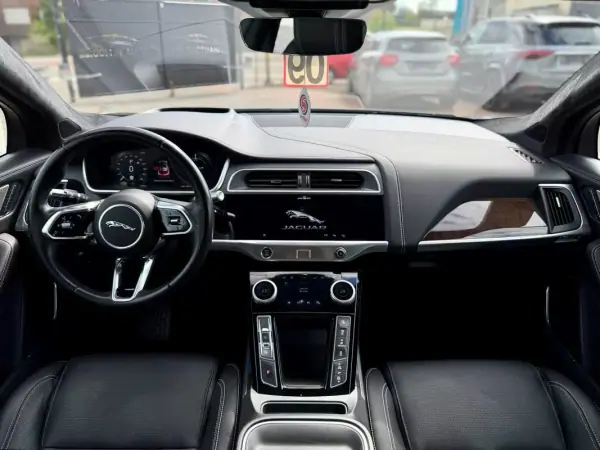 Jaguar I-Pace 2018 - 24900 EUR, 74650 km - AUTO.MOTO.pt - 74650km - foto 5 de 14