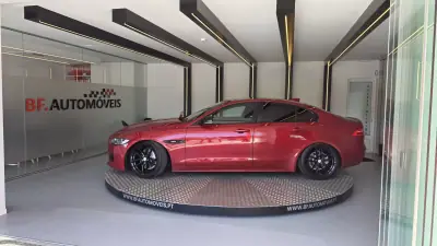 Jaguar XE 2016 - 14950 EUR, 176623 km - AUTO.MOTO.pt - 176623km - foto 12 de 58