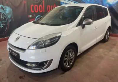 Renault Grand Scénic 2012 - 8899 EUR, 230000 km - AUTO.MOTO.pt - 230000km - foto 11 de 41