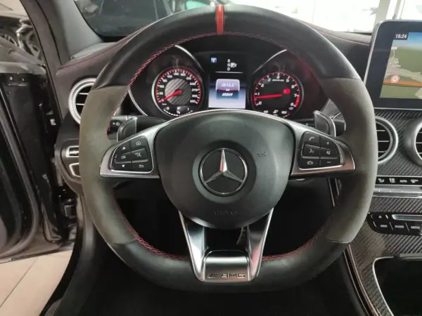 Mercedes-Benz C 63 AMG 2015 - 59500 EUR, 60000 km - AUTO.MOTO.pt - 60000km - foto 29 de 51