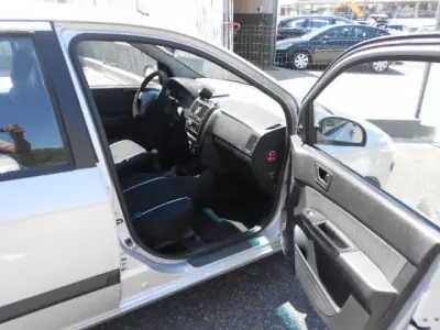 Hyundai Getz 2005 - 2900 EUR, 265508 km - AUTO.MOTO.pt - 265508km - foto 8 de 10