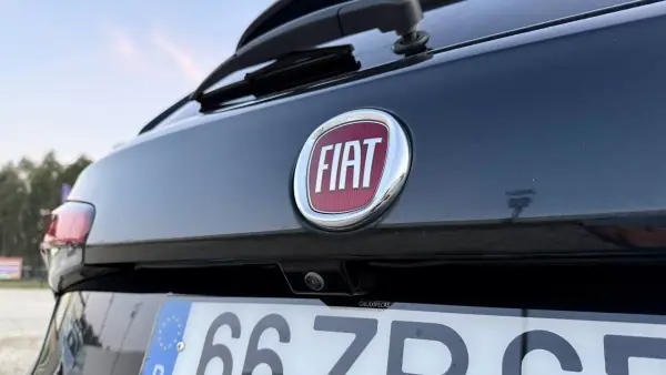 Fiat Tipo Station Wagon 2019 - 12750 EUR, 137000 km - AUTO.MOTO.pt - 137000km - foto 17 de 43