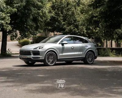 Porsche Cayenne Coupé 2021 - 73990 EUR, 30630 km - AUTO.MOTO.pt - 30630km - foto 3 de 56
