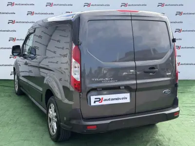 Ford Transit Connect 2018 - 12990 EUR, 152000 km - AUTO.MOTO.pt - 152000km - foto 6 de 20