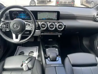 Mercedes-Benz A 250 2021 - 24900 EUR, 73596 km - AUTO.MOTO.pt - 73596km - foto 13 de 16
