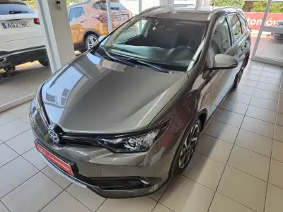 Toyota Auris Touring Sports 2018 - 16950 EUR, 109000 km - AUTO.MOTO.pt - 109000km - foto 6 de 37