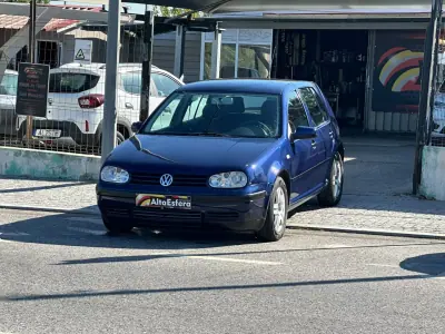 Volkswagen Golf 2000 - 4900 EUR, 199054 km - AUTO.MOTO.pt - 199054km - foto 11 de 27