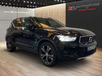 Volvo XC 40 2019 - 27950 EUR, 142000 km - AUTO.MOTO.pt - 142000km - foto 2 de 20