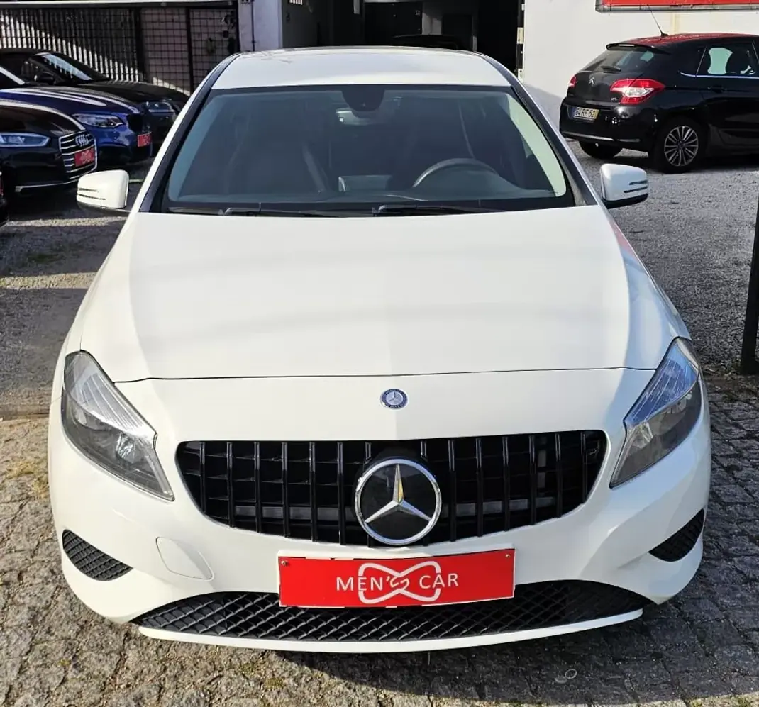 Mercedes-Benz A 160 2015 - 16500 EUR, 137000 km - AUTO.MOTO.pt - 137000km - foto 24 de 24
