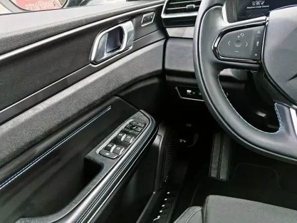 Lynk & Co 1 2022 - 29000 EUR, 29500 km - AUTO.MOTO.pt - 29500km - foto 25 de 30