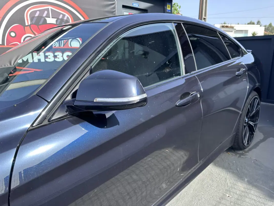 BMW 420 Gran Coupé 2015 - 19500 EUR, 230000 km - AUTO.MOTO.pt - 230000km - foto 14 de 54